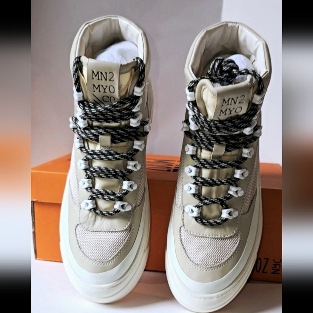 Miz Mooz Alpyne Sneakers Women's Size 7.5 Cream Medium/High.- New with box. - Picture 6 of 13
